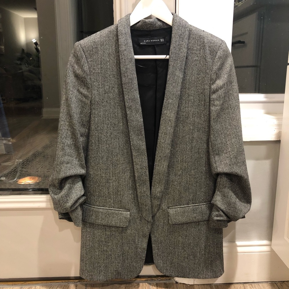 Zara. XS Blazer